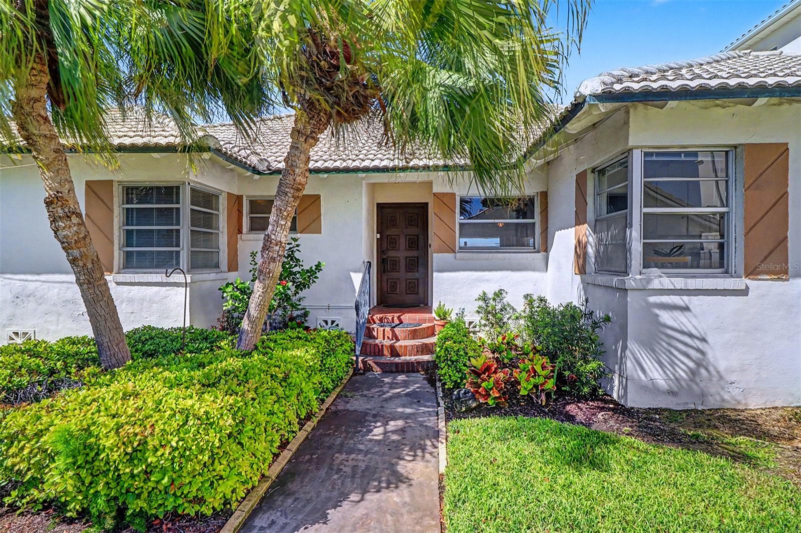 18206 Sunset Blvd Property Photo 13