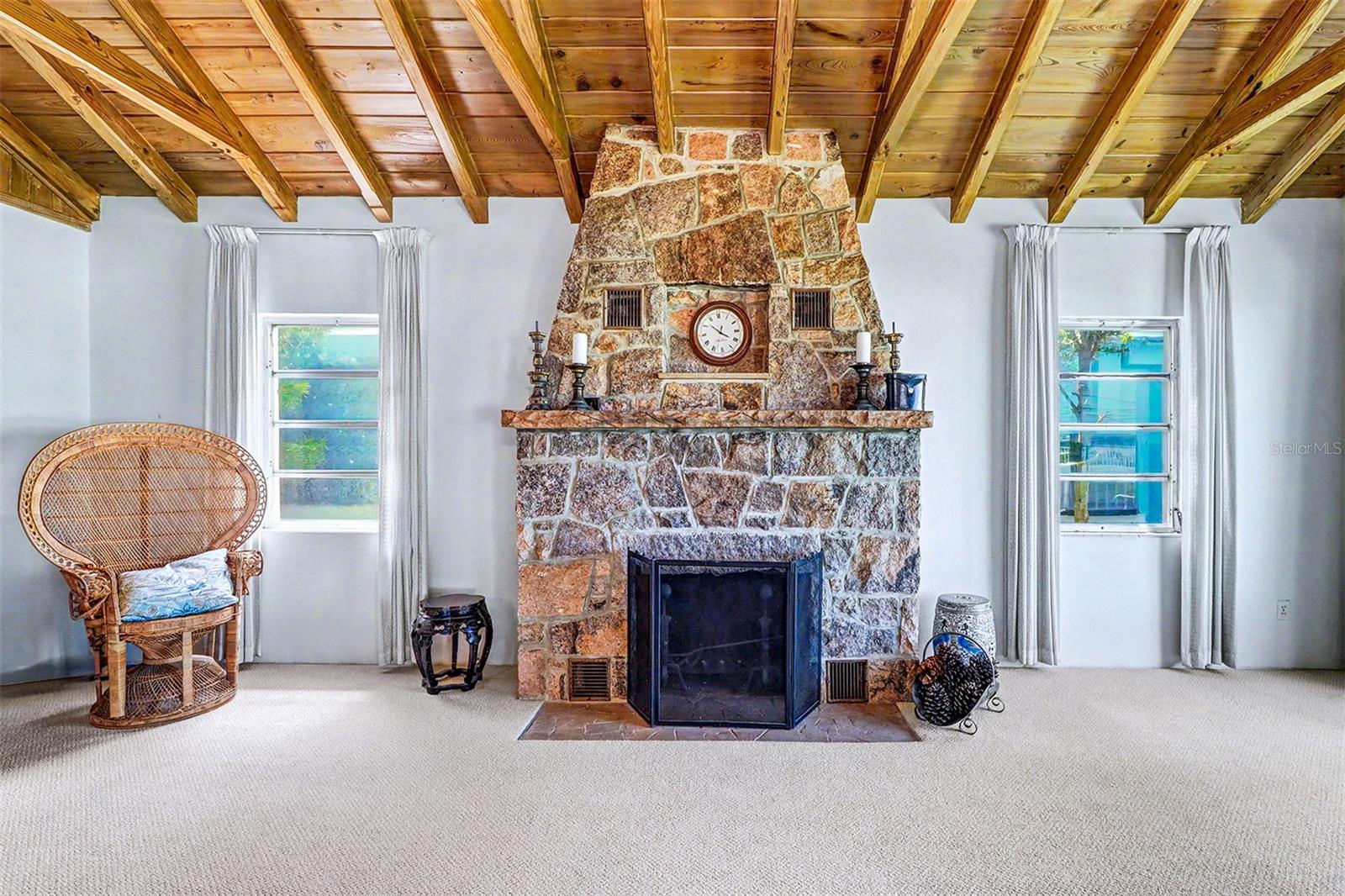 18206 Sunset Blvd Property Photo 18