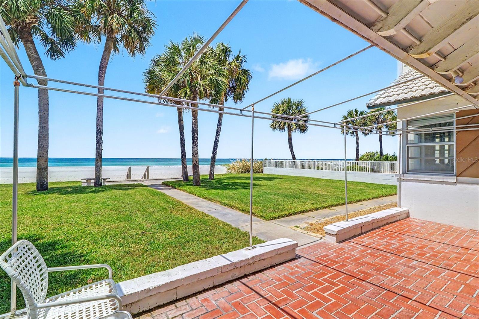 18206 Sunset Blvd Property Photo 30
