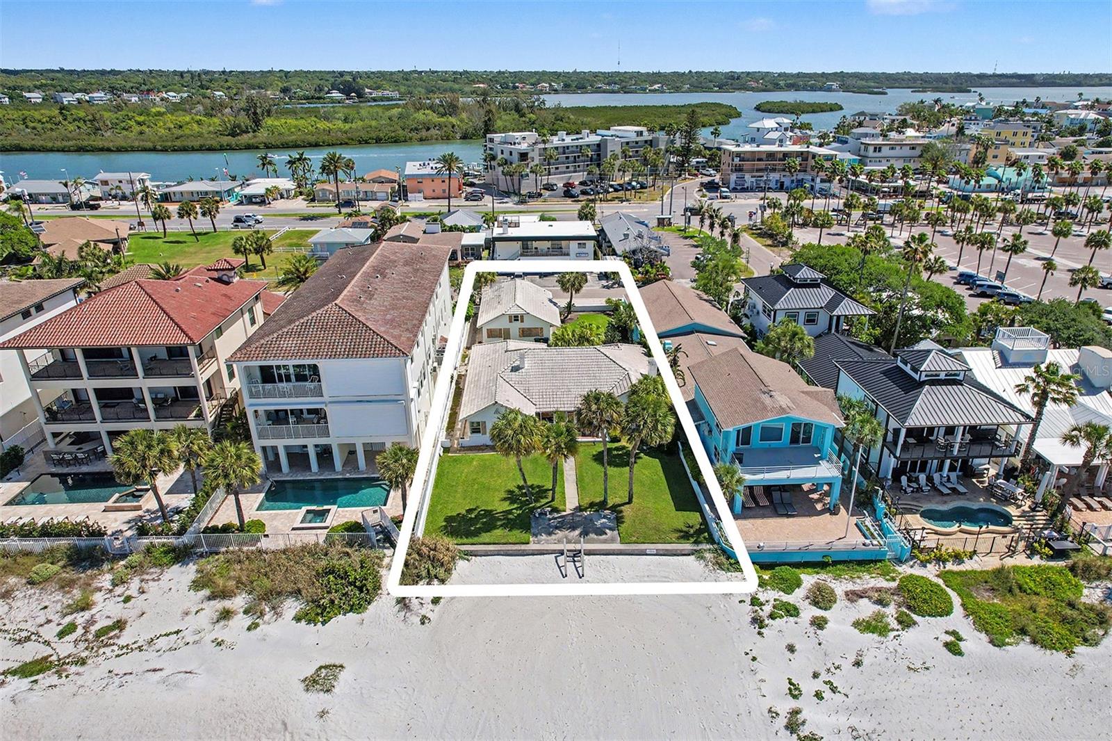 18206 Sunset Blvd Property Photo 40
