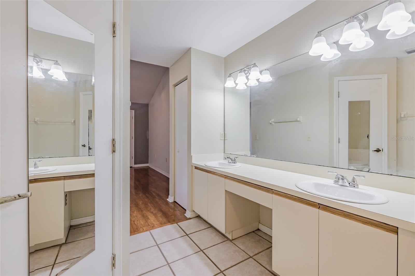 14643 Par Club Cir #14643 Property Photo 33
