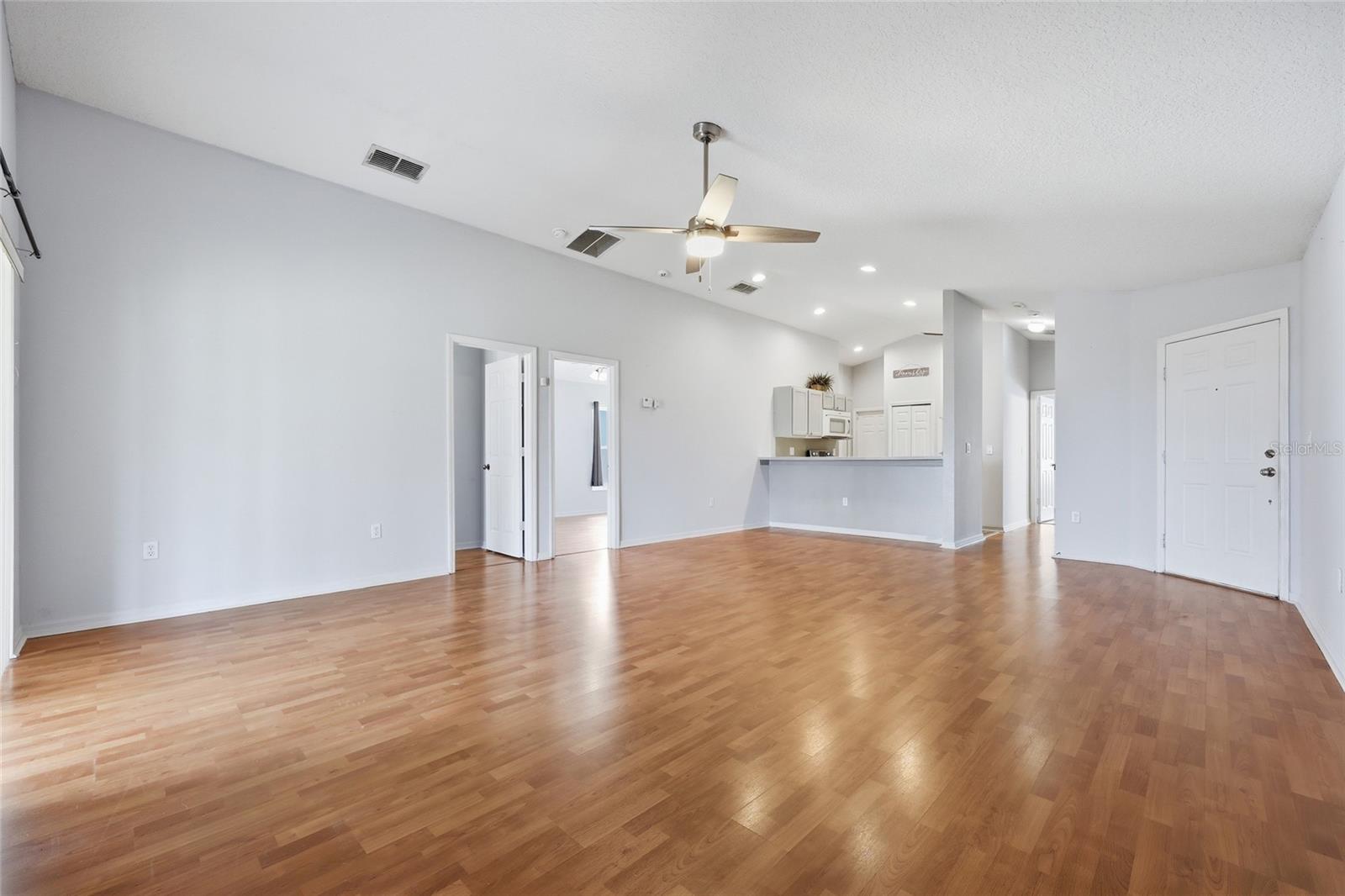 15187 Harrowgate Way Property Photo 6