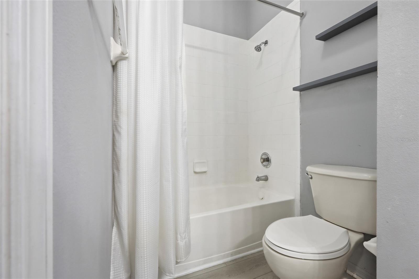 15187 Harrowgate Way Property Photo 24