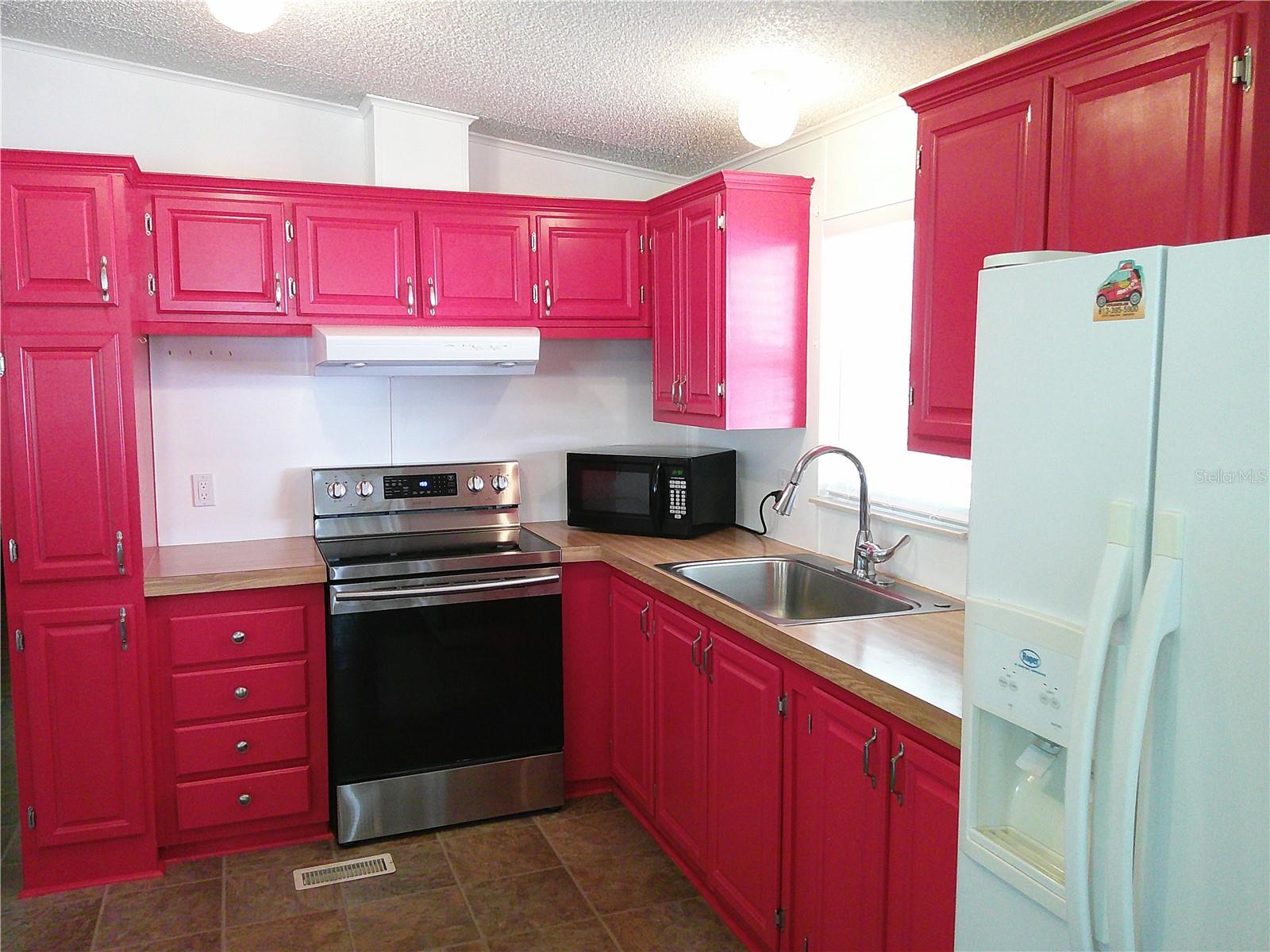 3205 Hickory Dr Property Photo 6