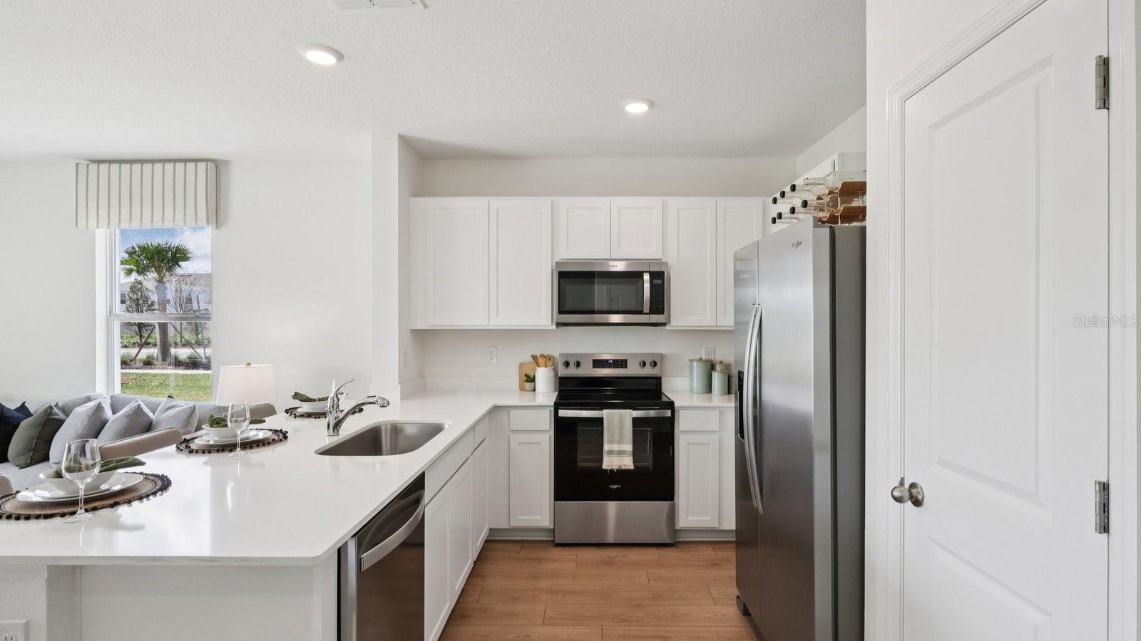 31185 Midnight Sun Way Property Photo 12