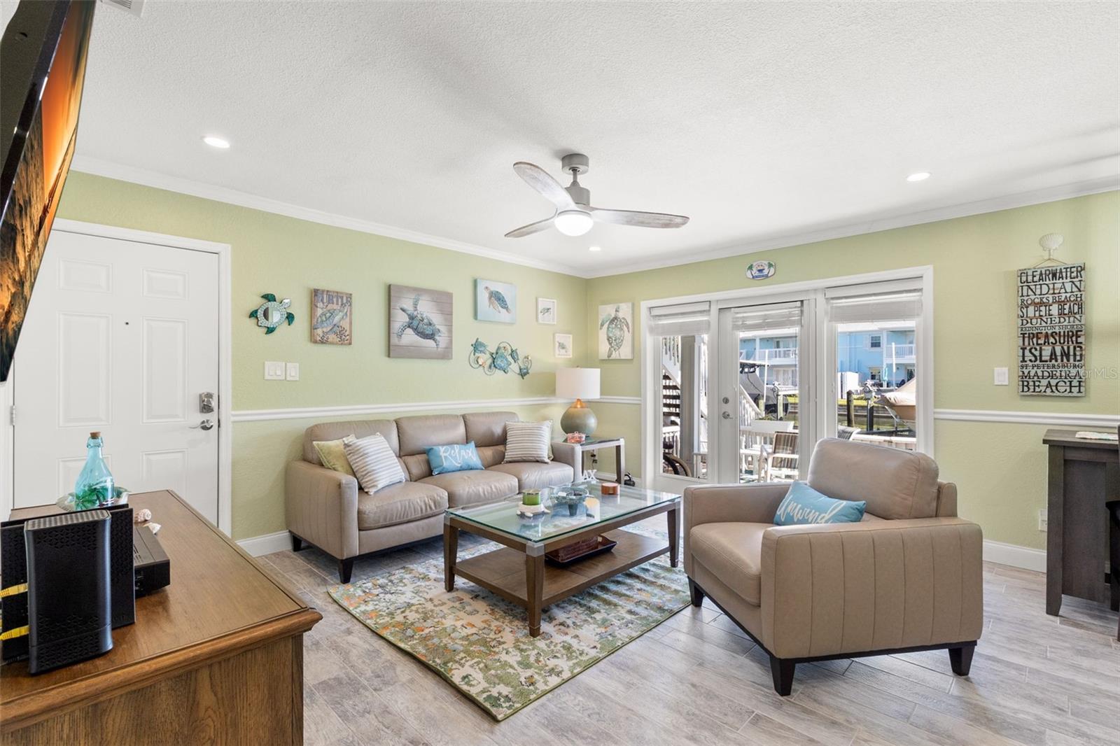 5243 Beach Dr Se #b Property Photo 6