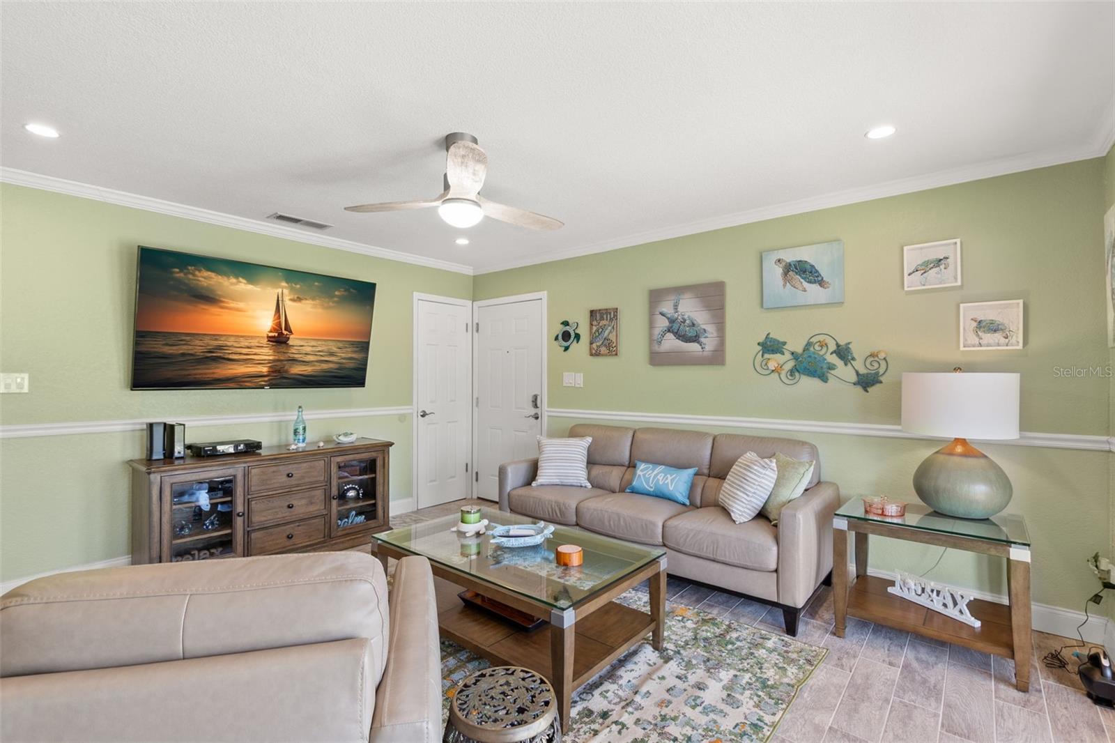 5243 Beach Dr Se #b Property Photo 7