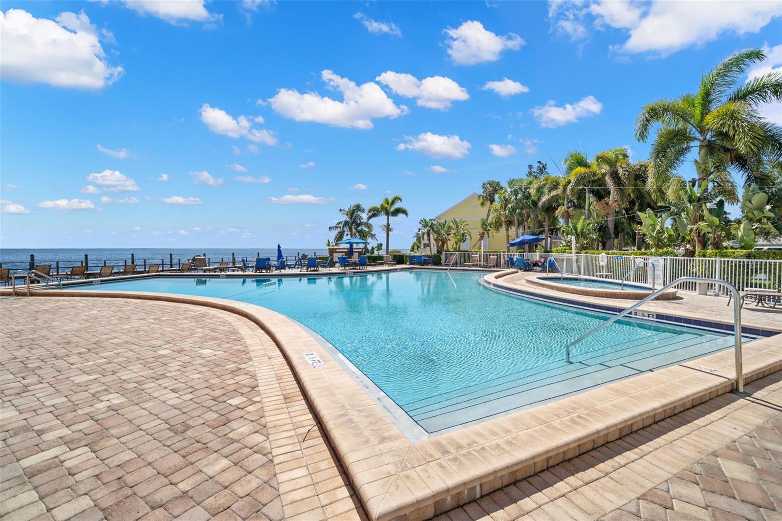 5243 Beach Dr Se #b Property Photo 30