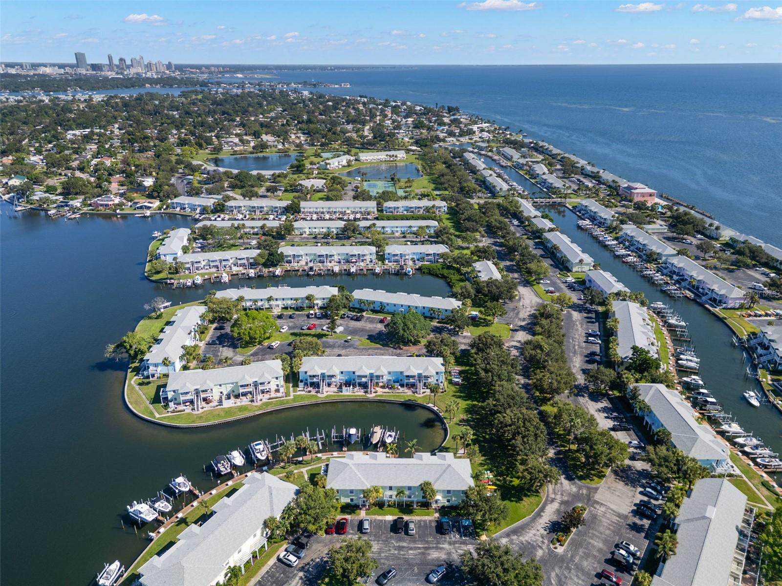 5243 Beach Dr Se #b Property Photo 44