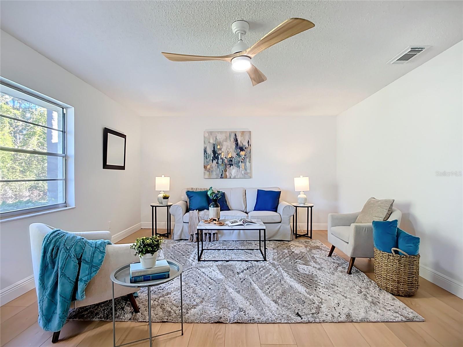 2014 Hampstead Cir Property Photo 4
