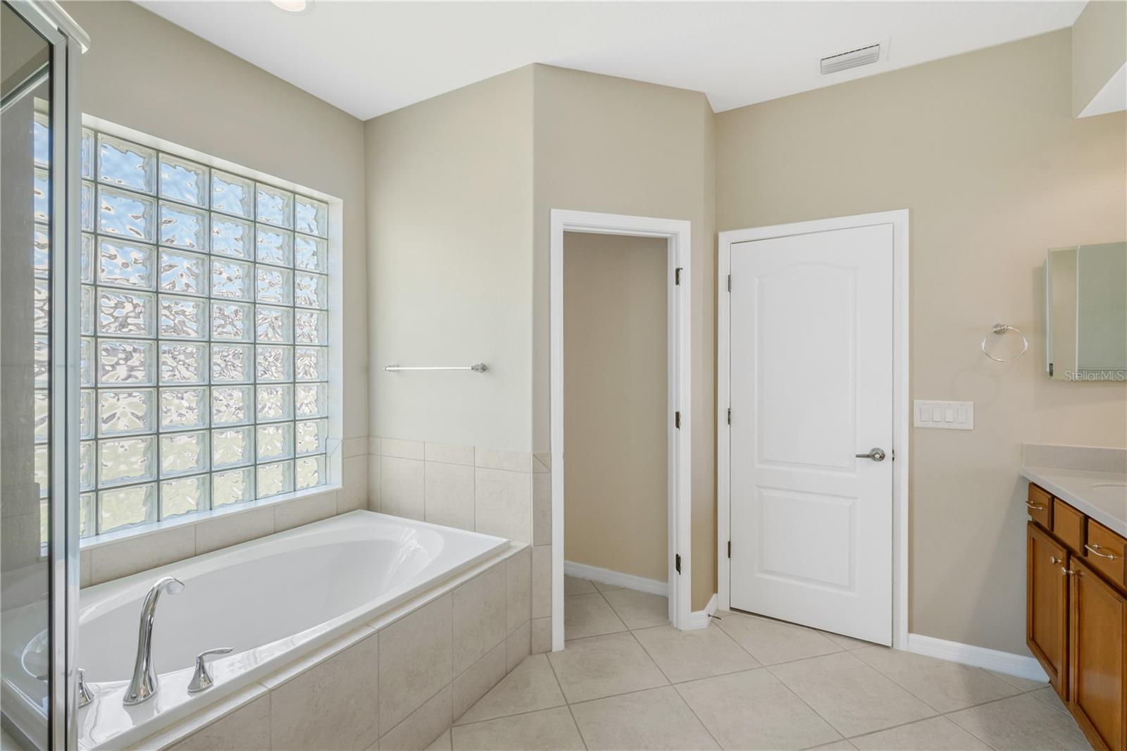 9313 Lisbon St Property Photo 24