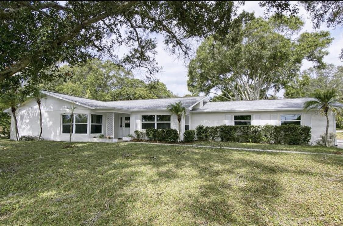 12705 Park Blvd Property Photo 1