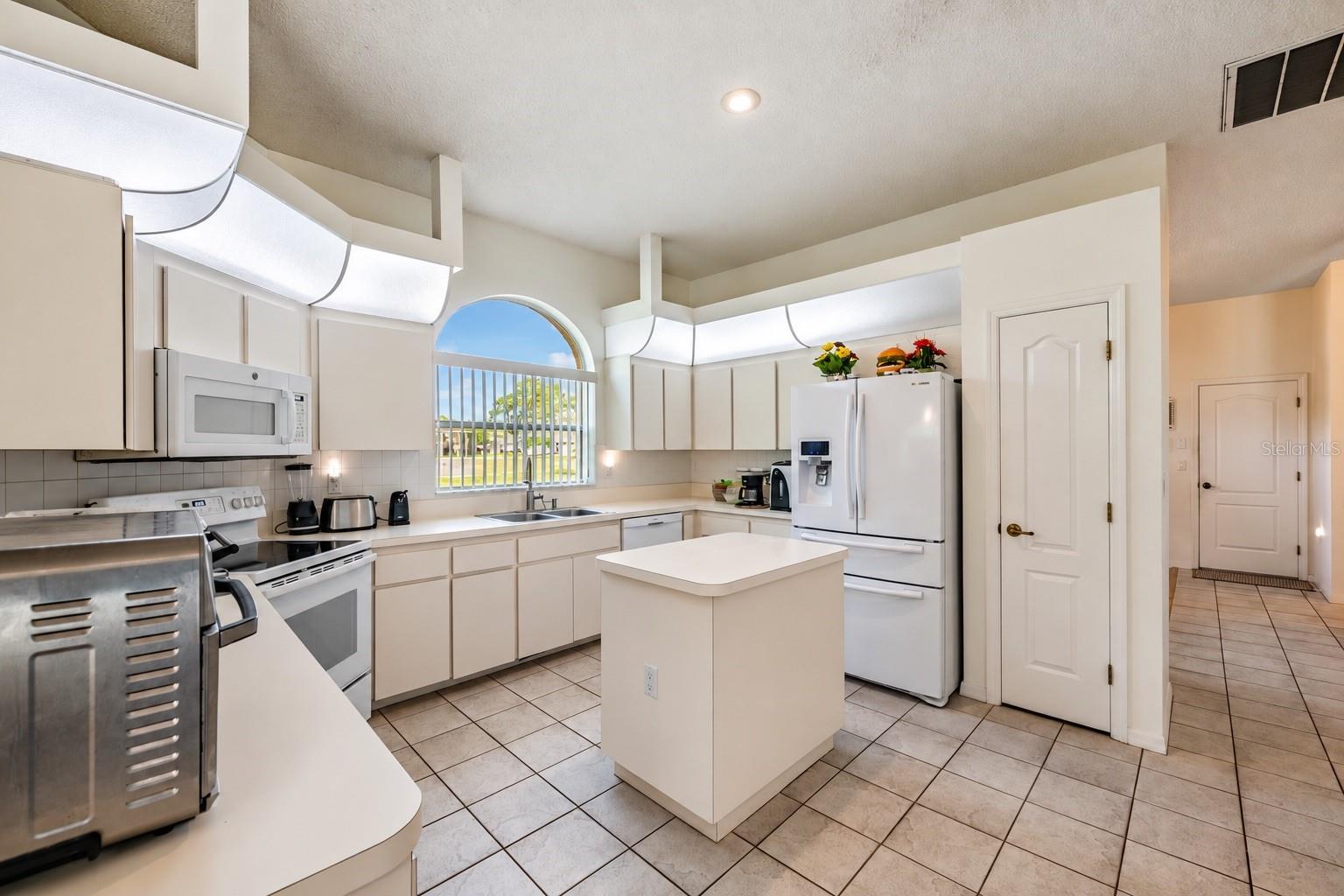 13566 Rudi Loop Property Photo 10