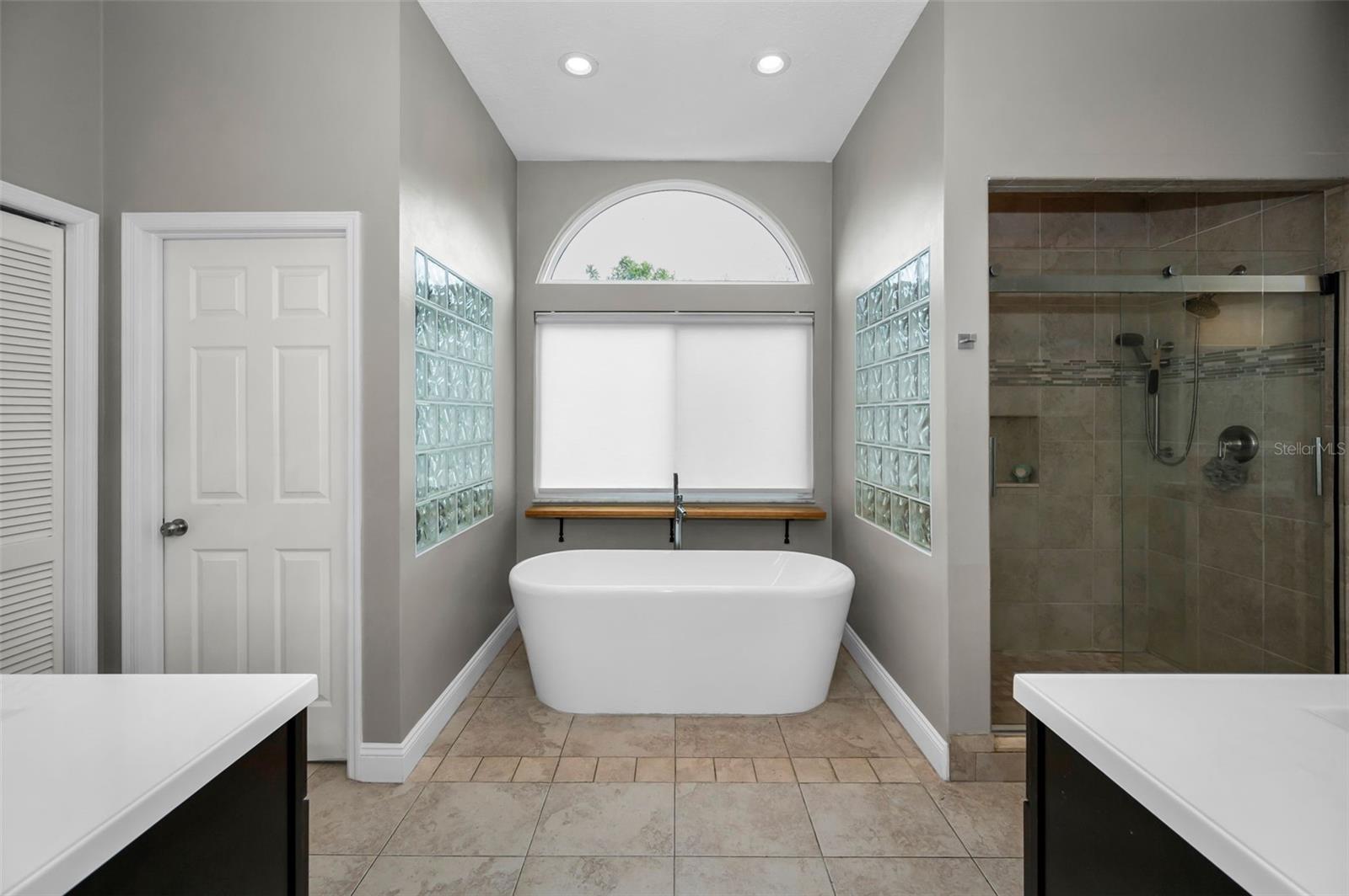 2997 Eagle Estates Cir E Property Photo 47
