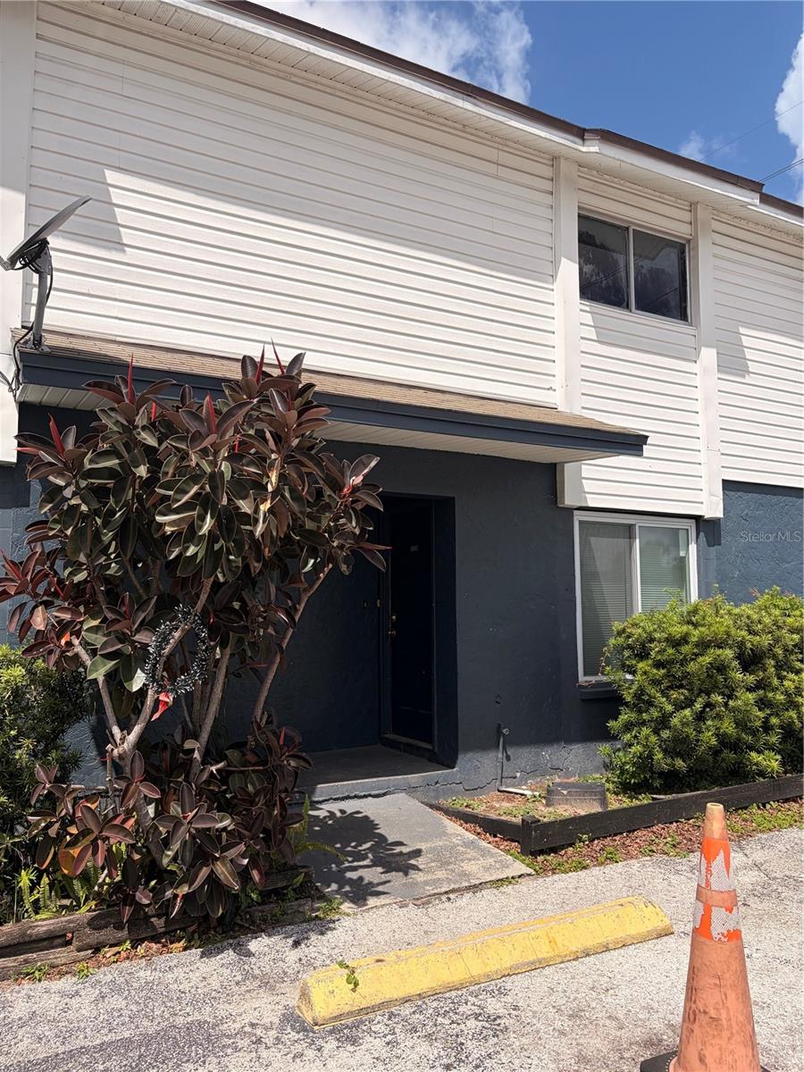 13052 LONDONDARY PL Property Photo 1