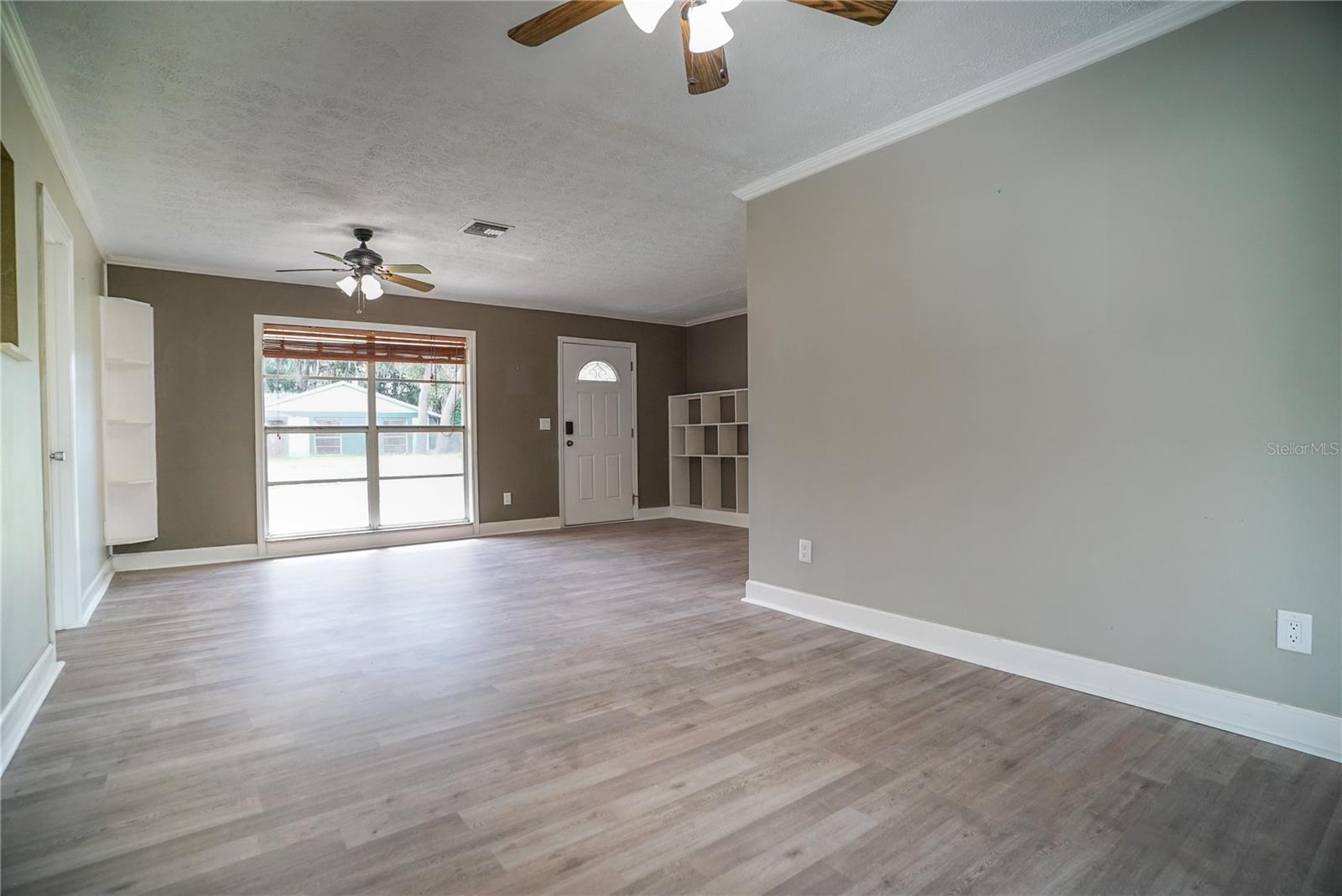 3320 Las Brisas Dr Property Photo 3