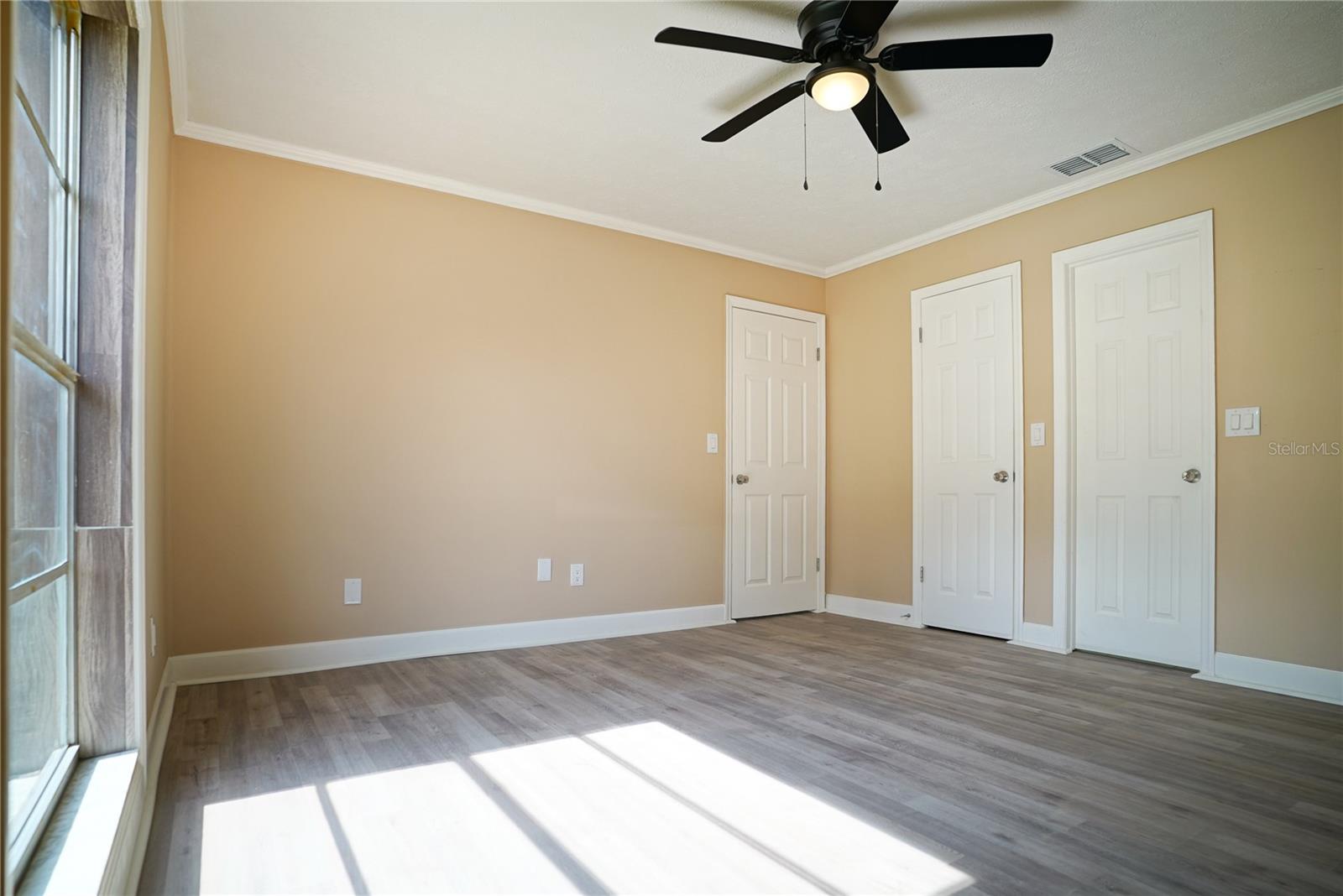 3320 Las Brisas Dr Property Photo 6