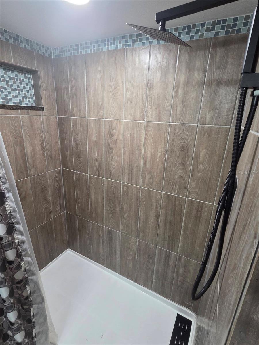 6726 Albatross Ln Property Photo 17