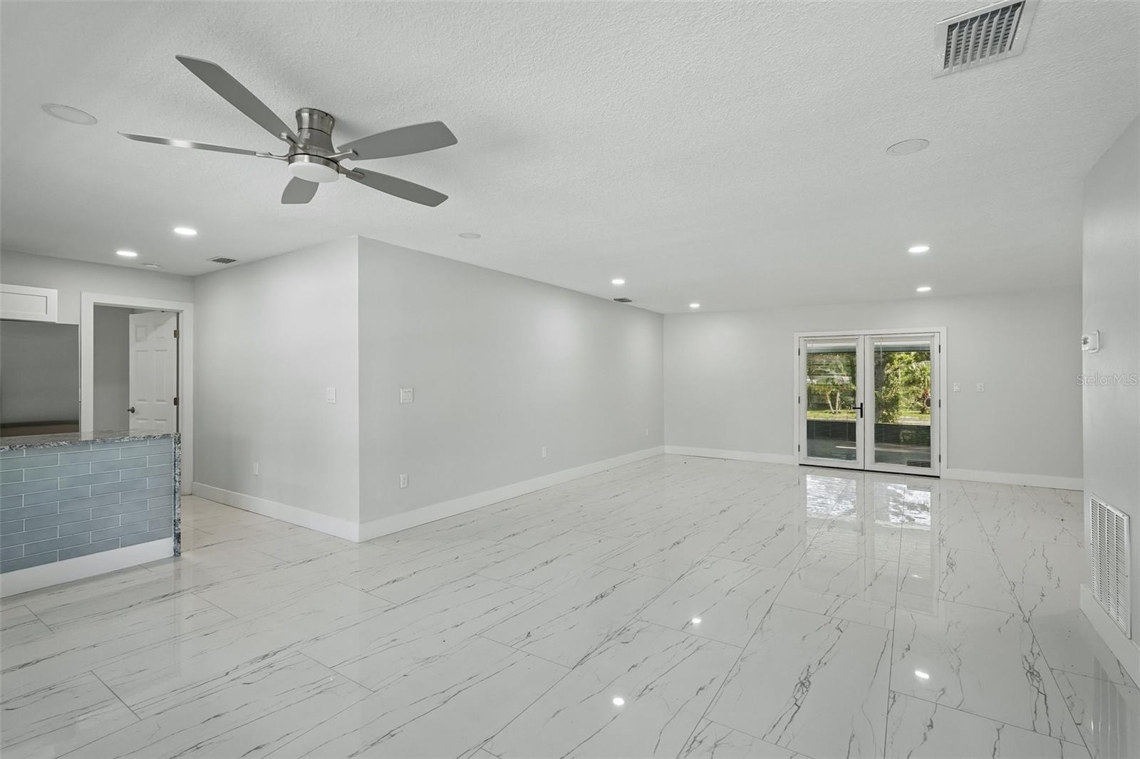 1339 22nd St Property Photo 10