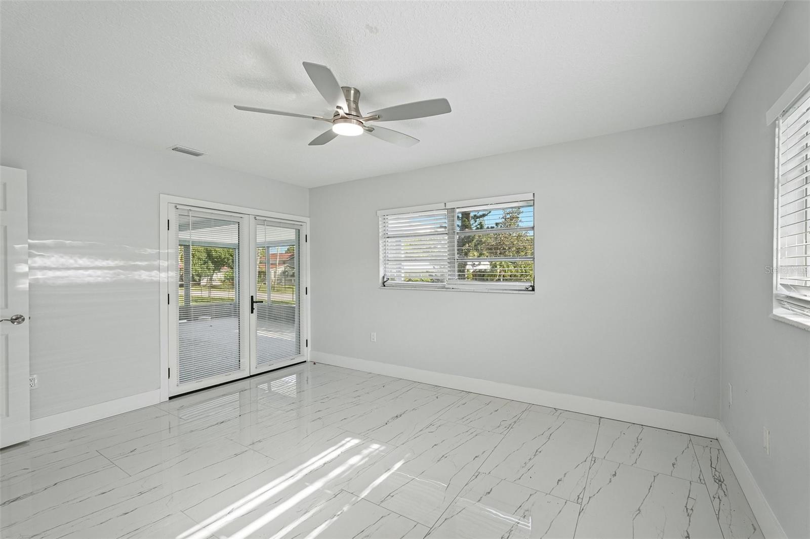 1339 22nd St Property Photo 22