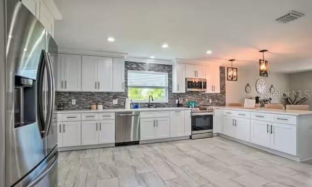 2 BOOTH BLVD Property Photo 1