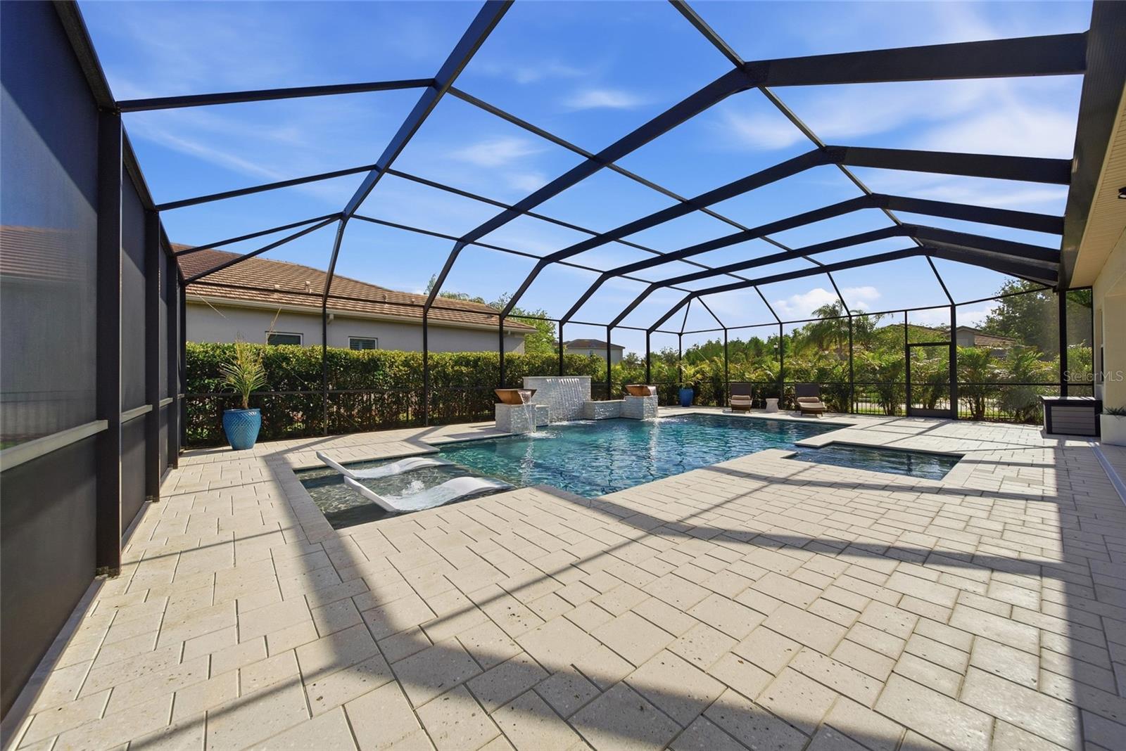 2420 Coco Palm Cir Property Photo 65