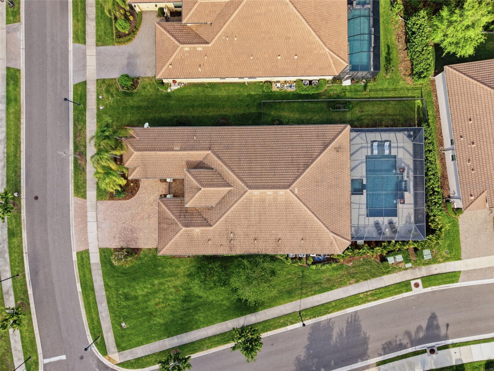 2420 Coco Palm Cir Property Photo 75