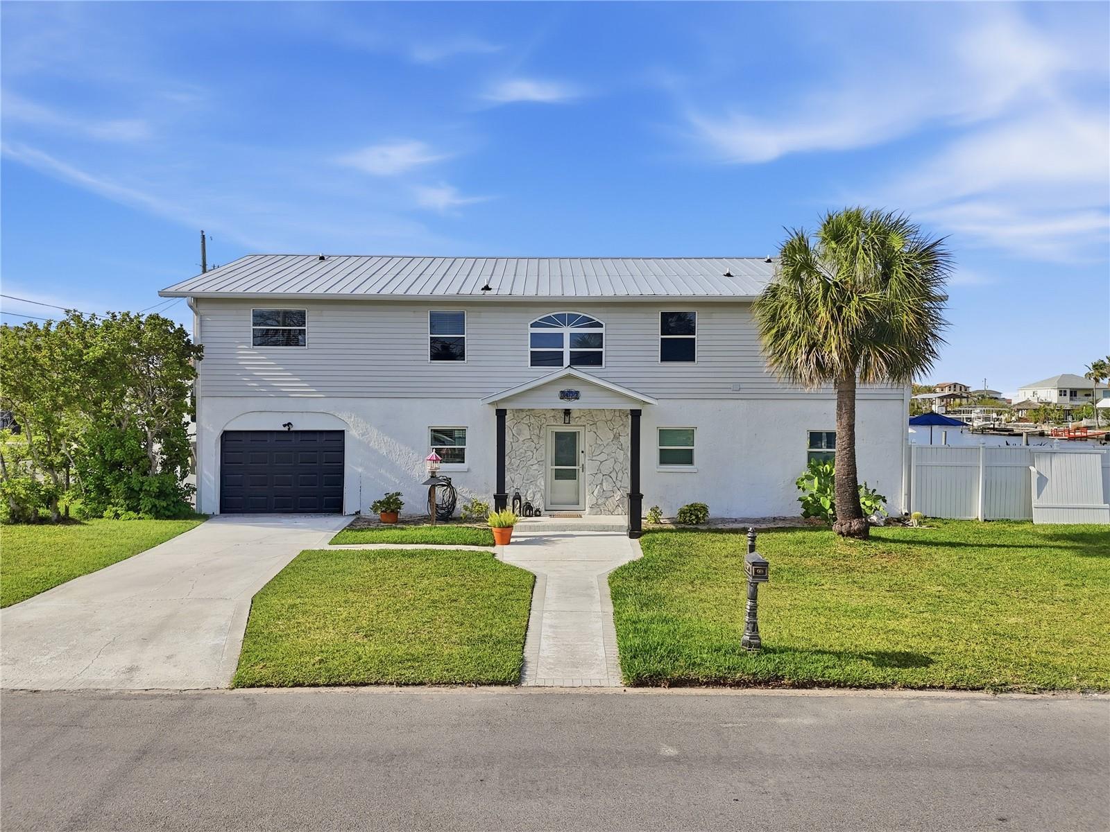 3173 Gulfview Dr Property Photo 2