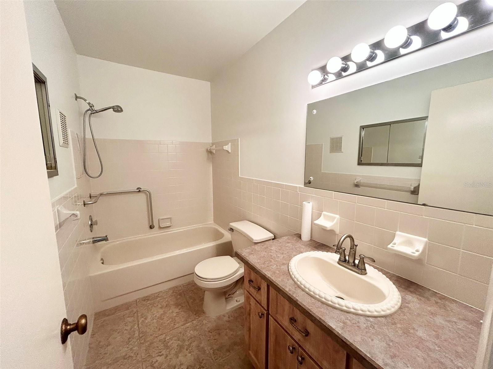 2295 Americus Blvd E #7 Property Photo 14