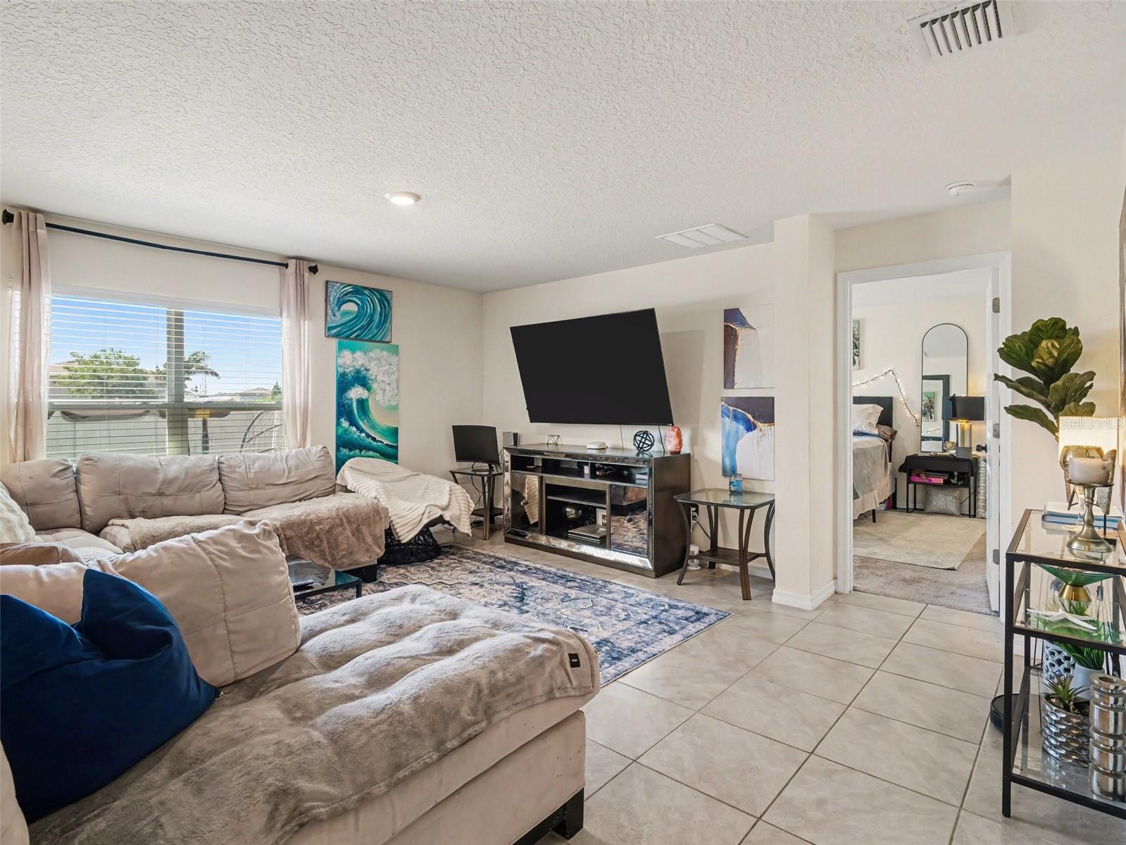 12151 Kingsley Trl Property Photo 5