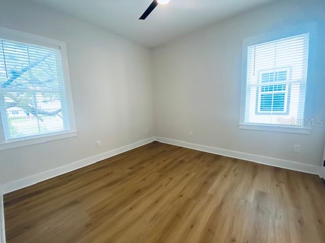 135 48th Ave N #b Property Photo 9