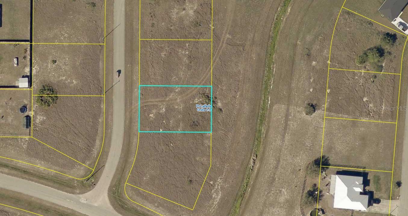 7083 TIDE CIR Property Photo 1
