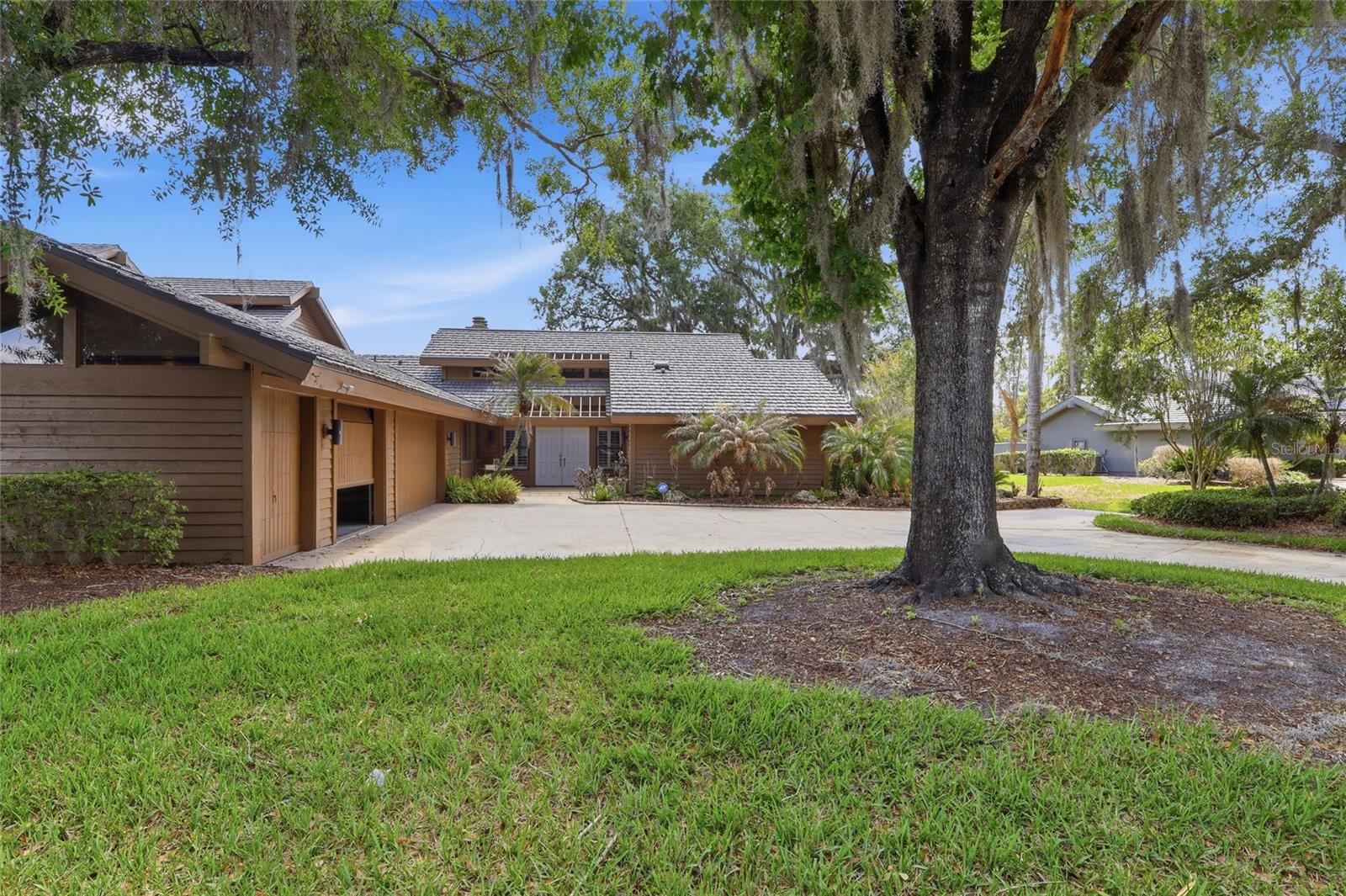 29922 Baywood Ln Property Photo 4