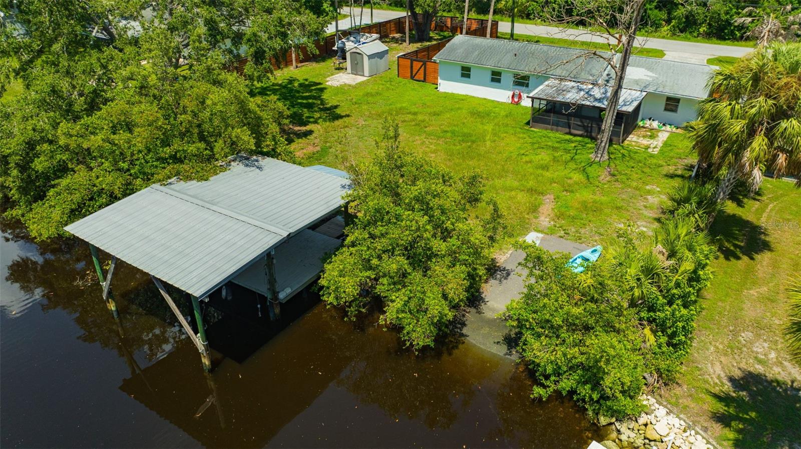 9935 River Dr Property Photo 3