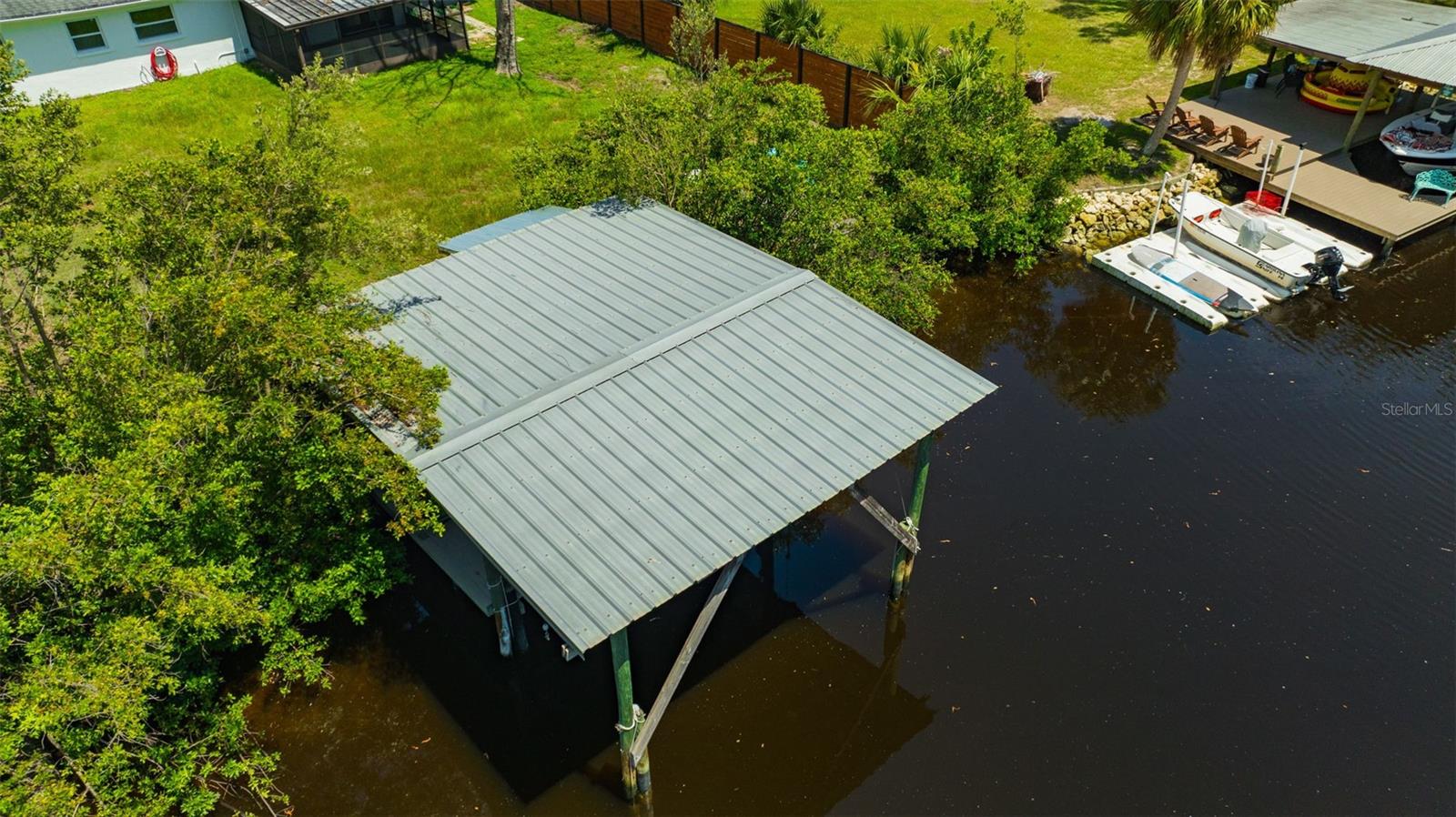 9935 River Dr Property Photo 29