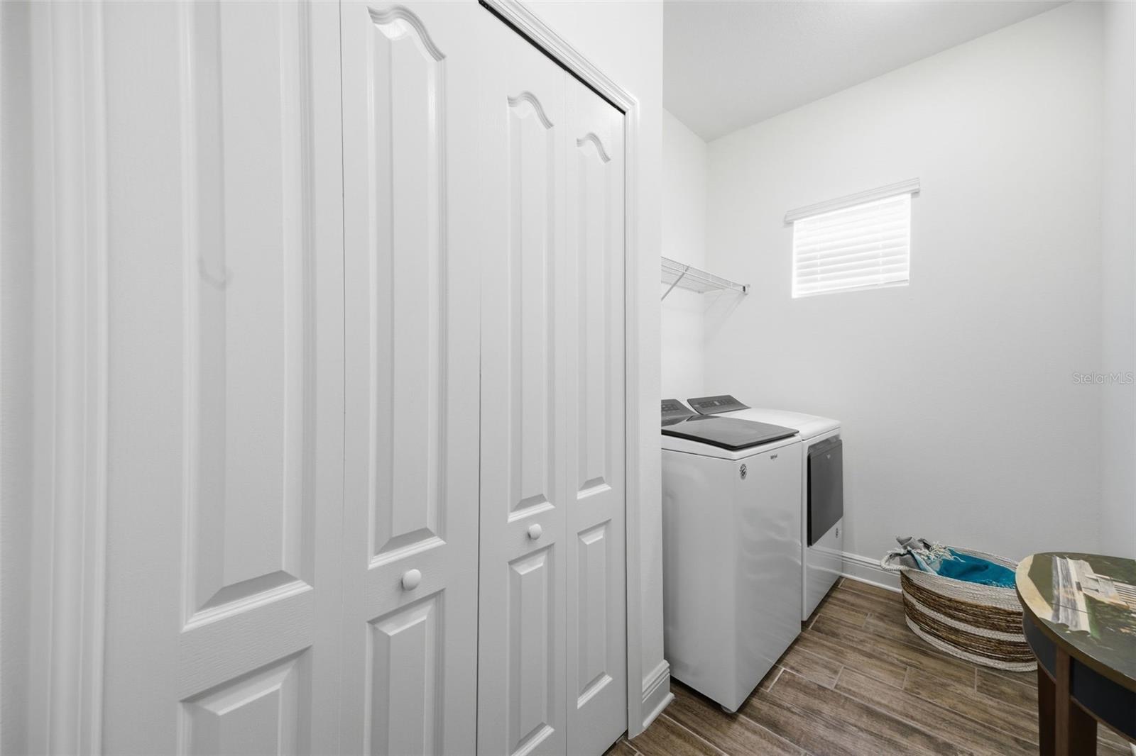 13860 Old Creek Ct Property Photo 10