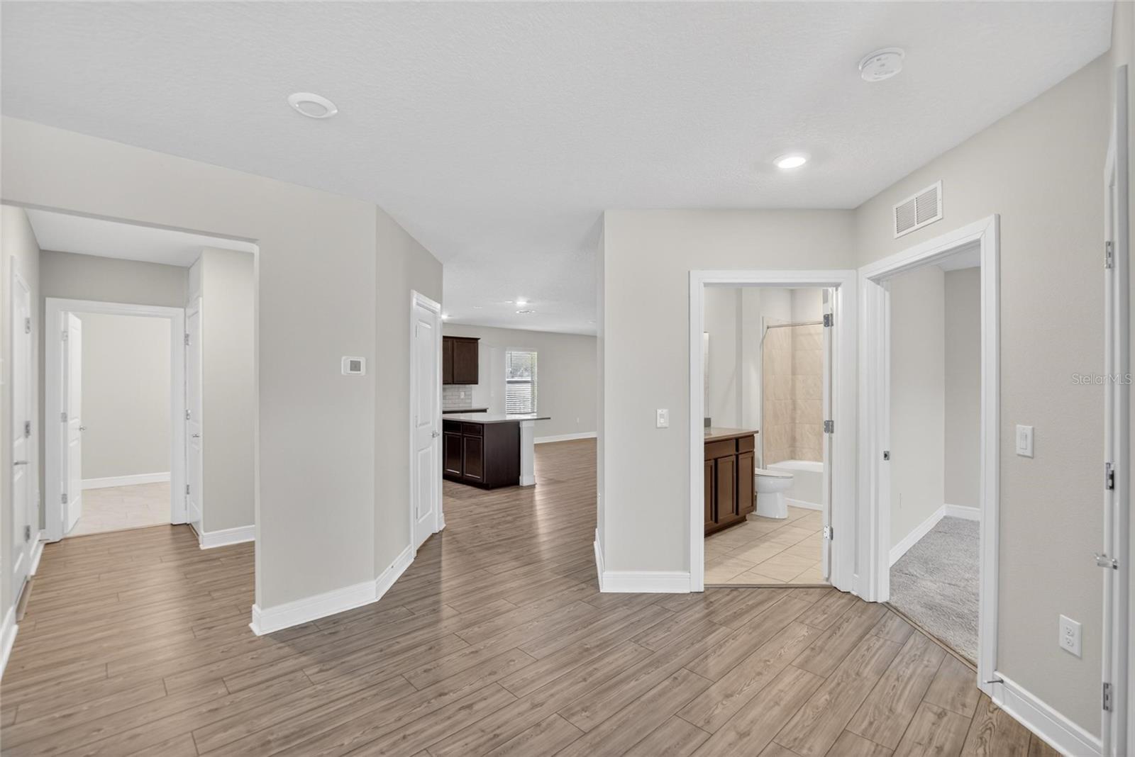 5536 Keaton Springs Dr Property Photo 10