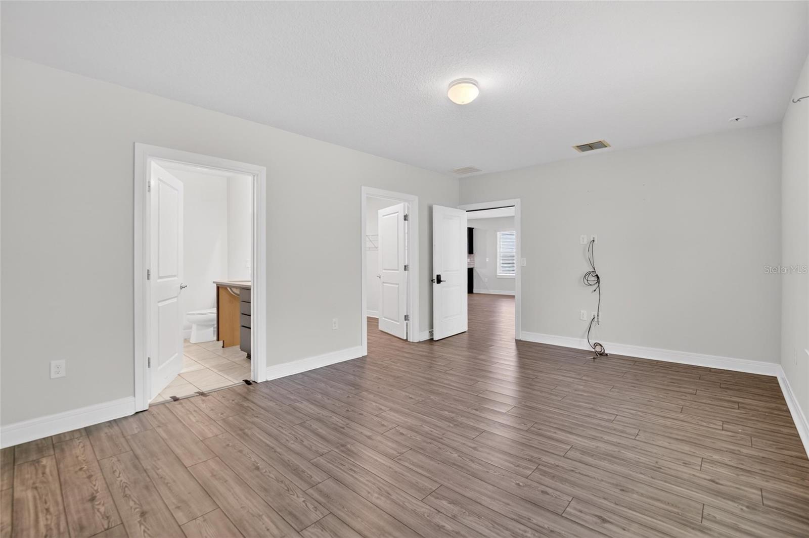 5536 Keaton Springs Dr Property Photo 25