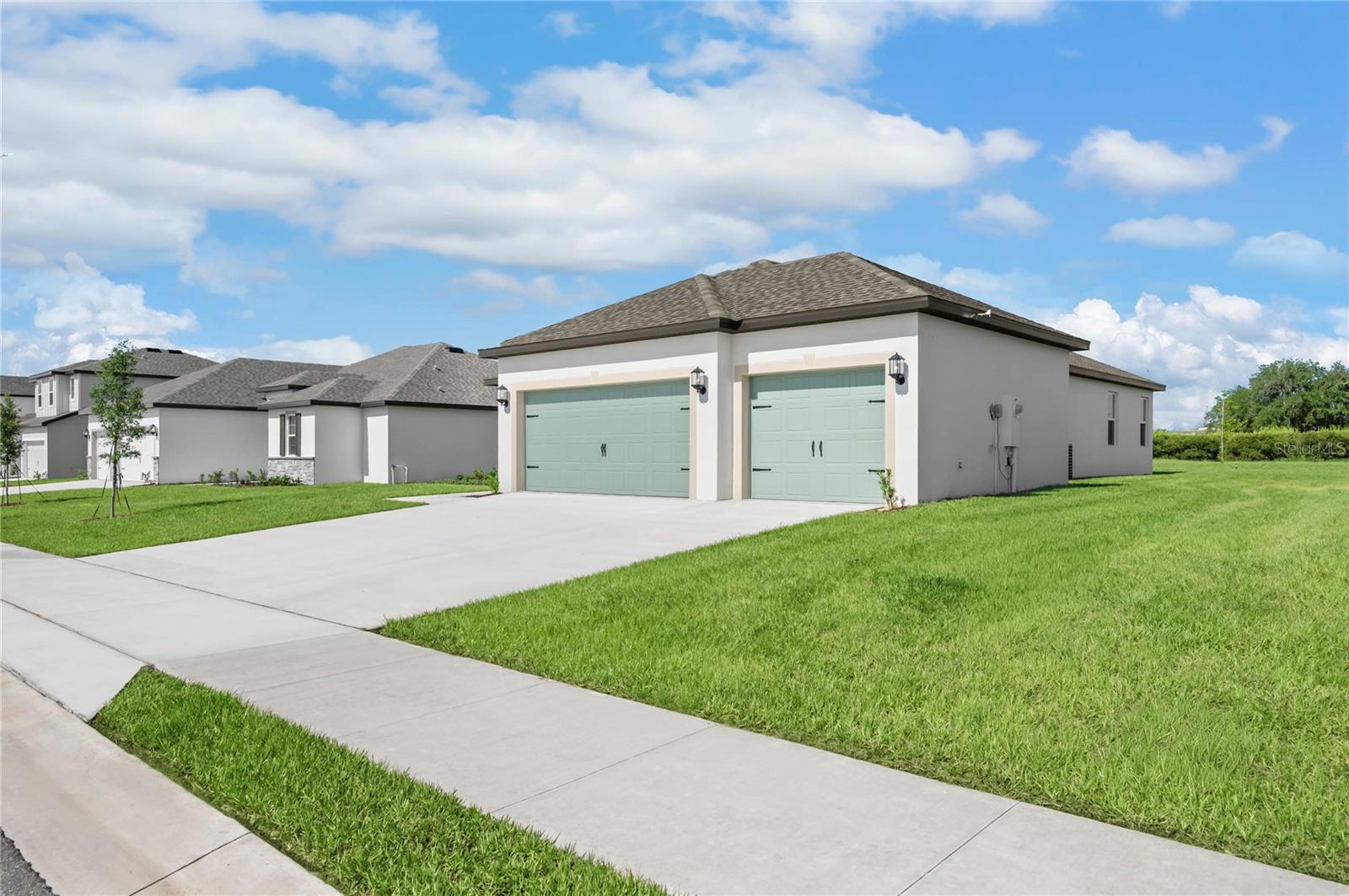 640 Tangelo Ter Property Photo 1
