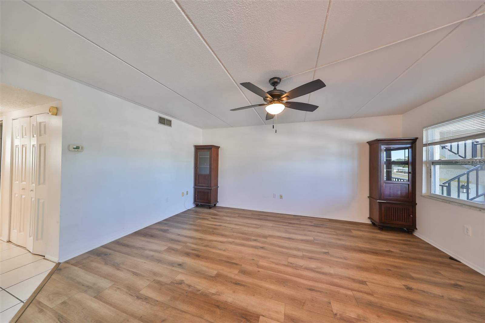 11700 Park Blvd #209 Property Photo 5