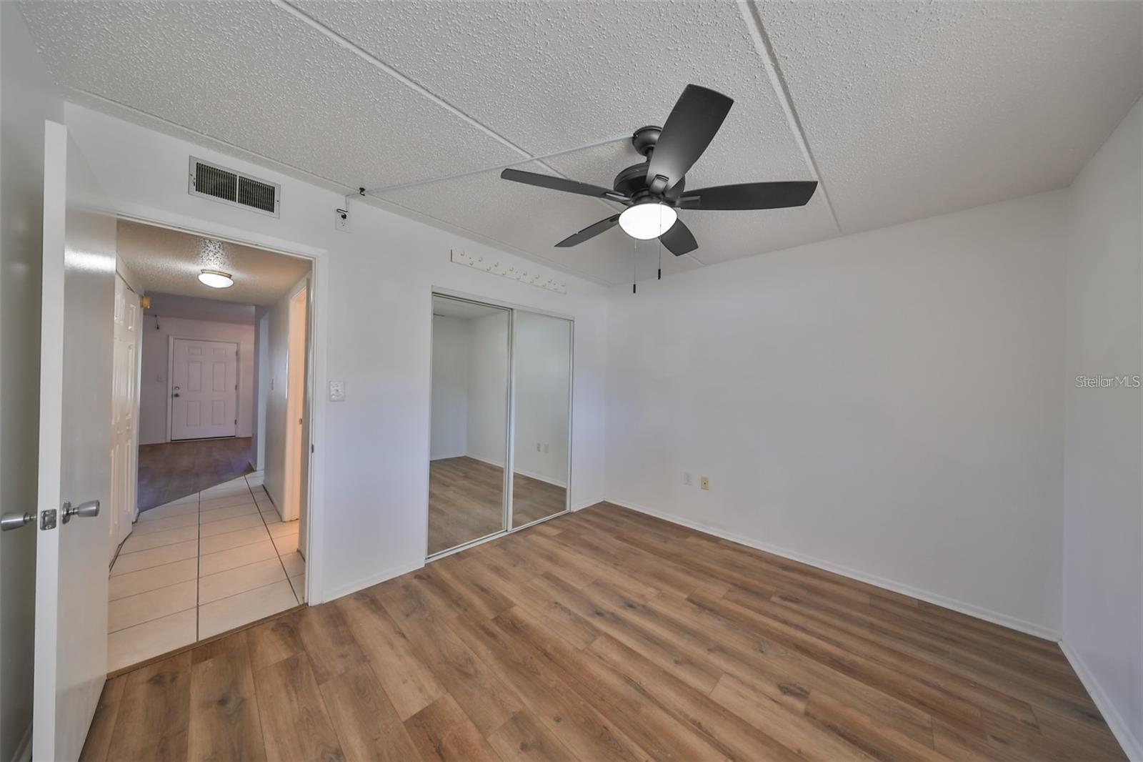 11700 Park Blvd #209 Property Photo 13