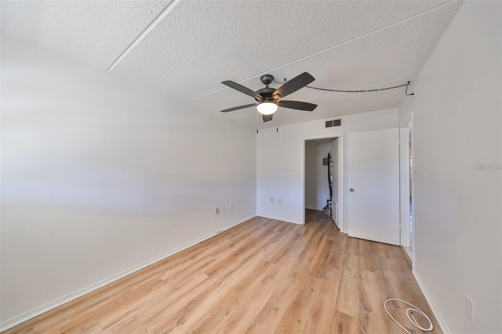 11700 Park Blvd #209 Property Photo 16