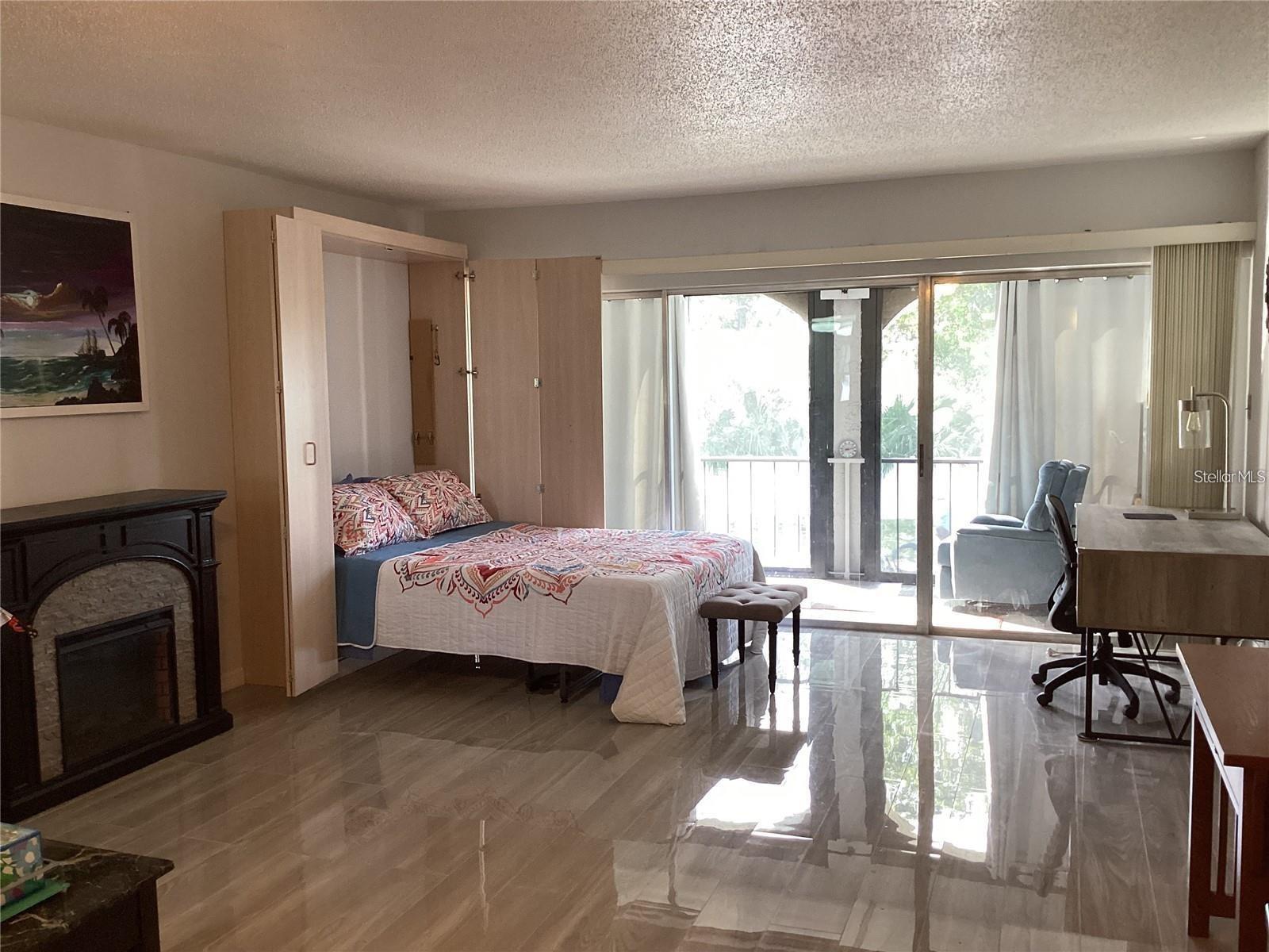 7701 Starkey Rd #704 Property Photo 11