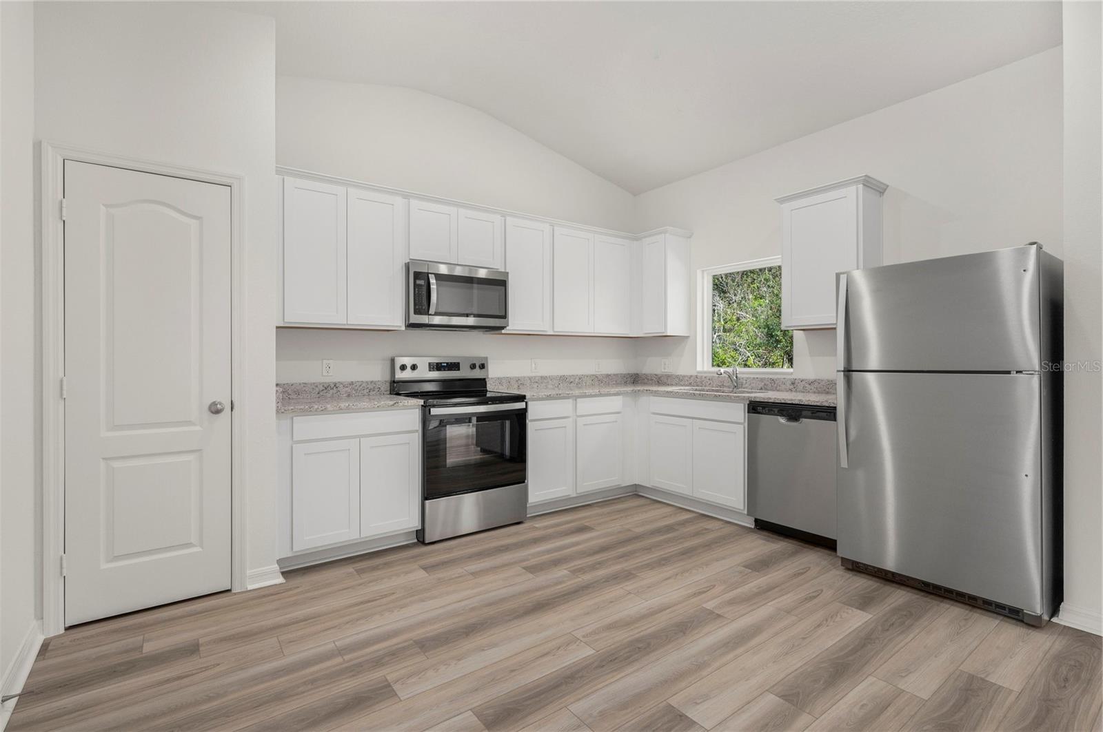 1306 Congo Ct Property Photo 14