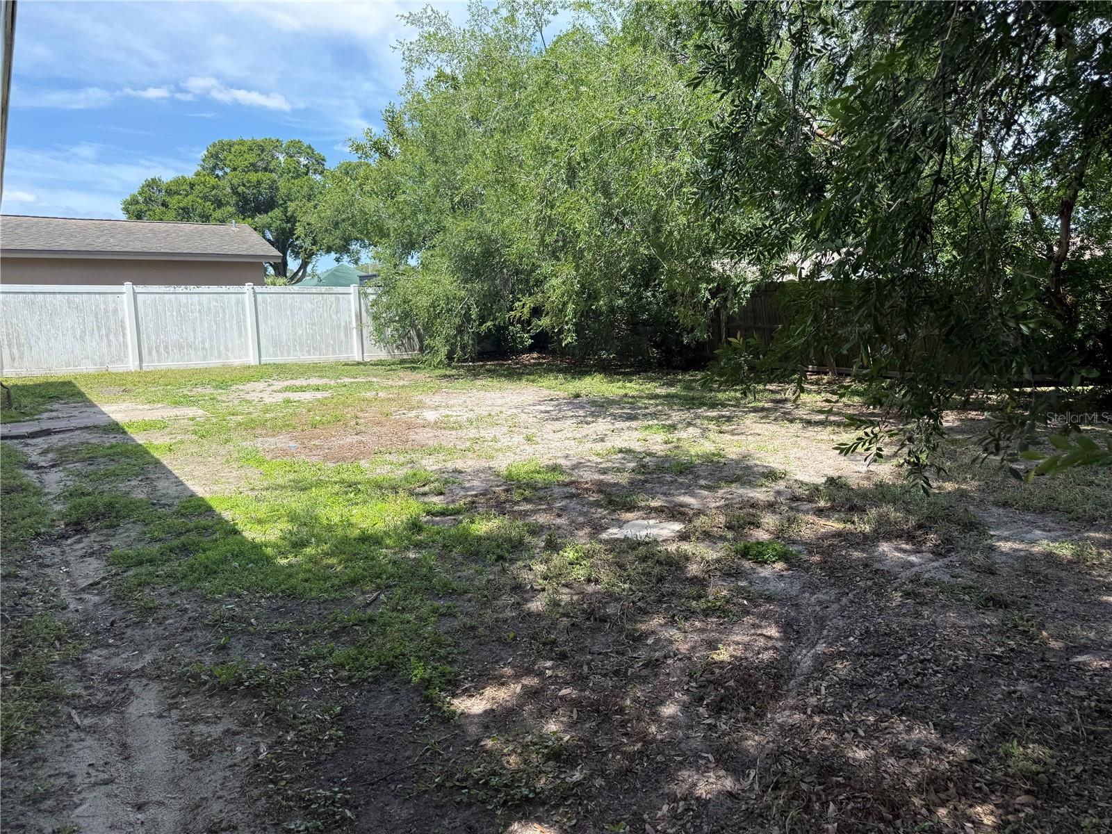 712 Hazy Meadow Ct Property Photo 7