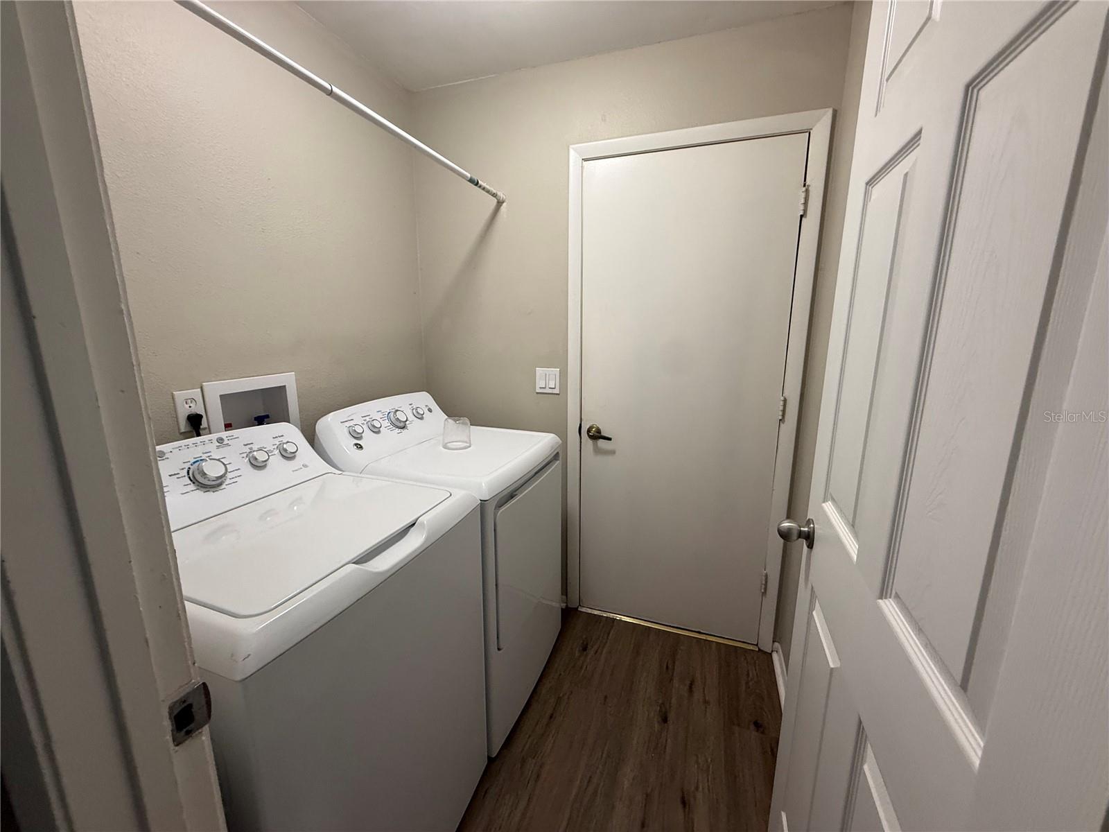 712 Hazy Meadow Ct Property Photo 13