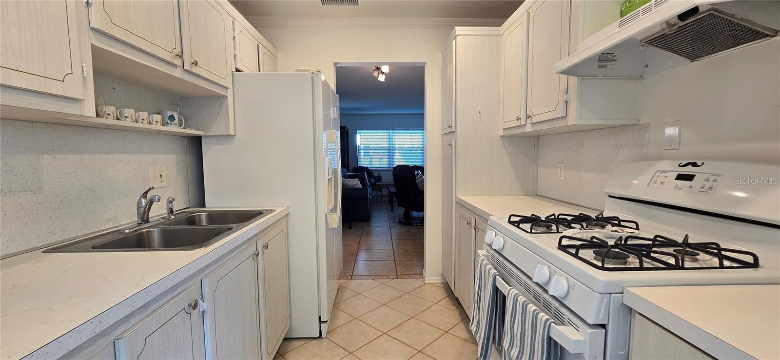5267 81st St N #5 Property Photo 8
