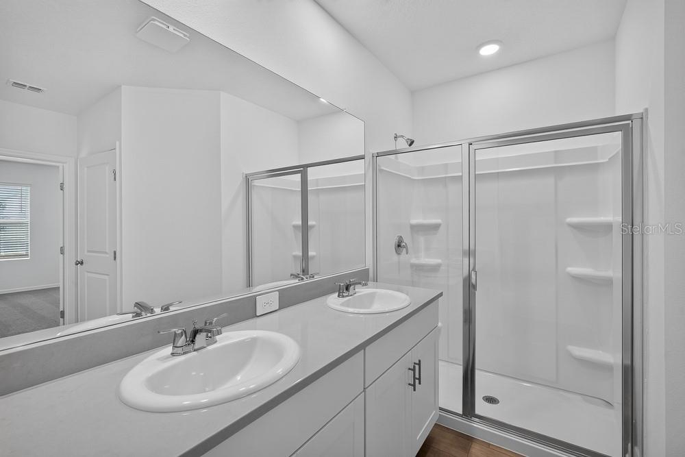 12219 Tempest Ln Property Photo 4