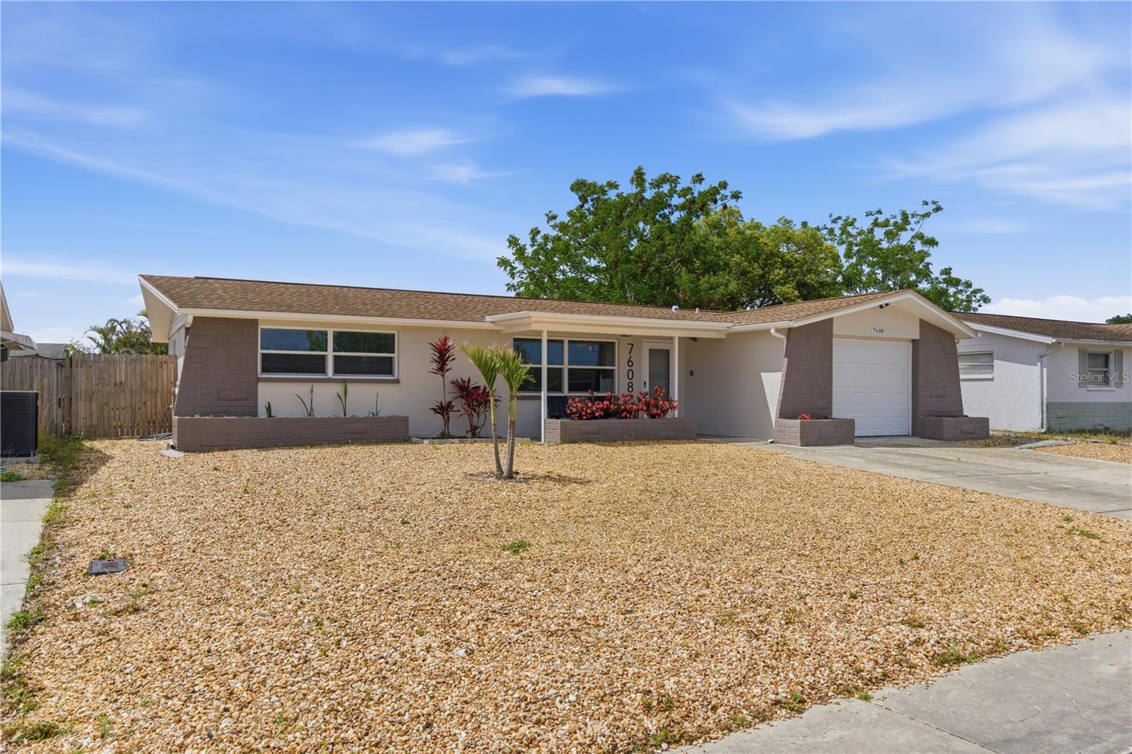 7608 Sue Ellen Dr Property Photo 32