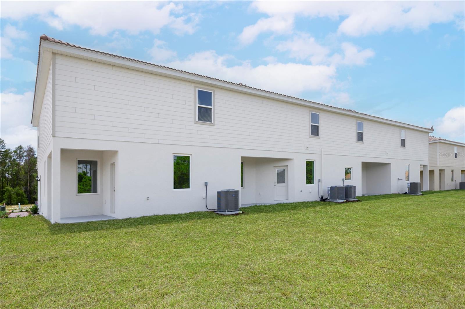 552 Bay Leaf Dr Property Photo 20